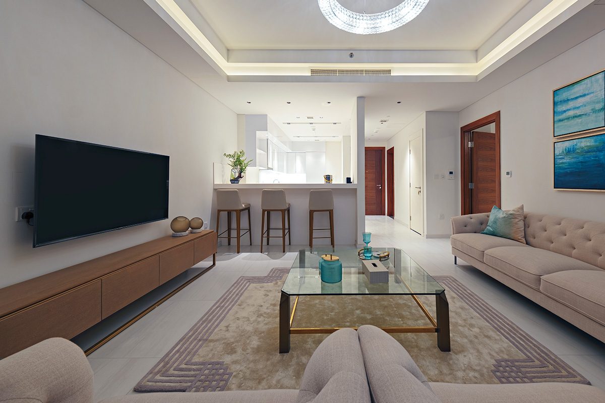 Luxurious 1 Bedroom Fully Furnished Apartment Crystal Residence