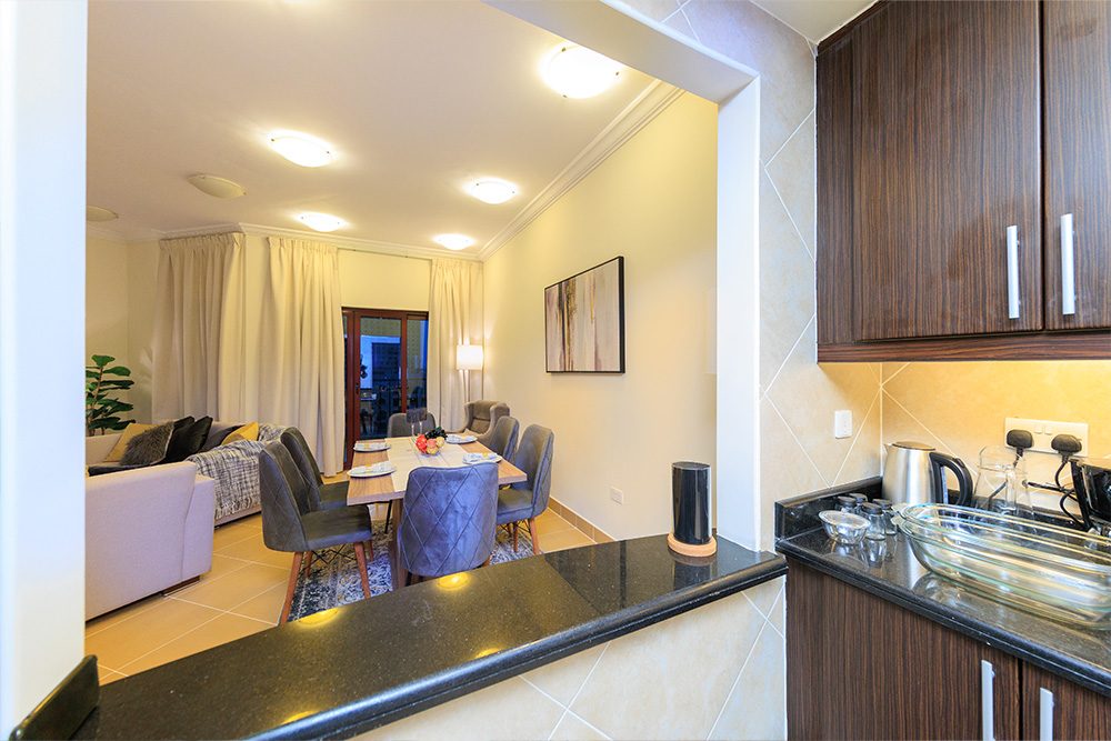 Photo 4 of Fully Furnished  Attractive Studio For Rent Looking Out Over The Pool