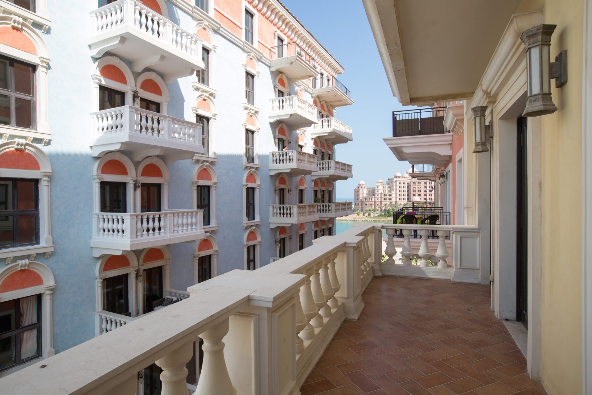 3 Bedroom Apartment - Canal View
