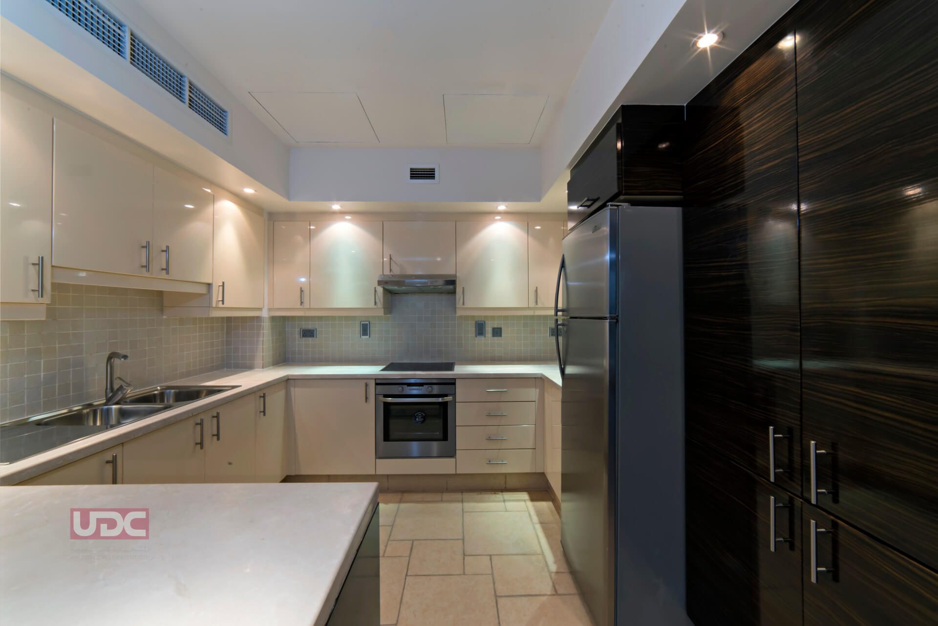 Photo 5 of 3 Bedroom Apartment  with Beautiful Highway View